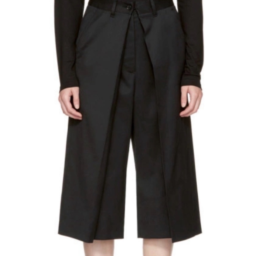 MM6 Maison Martin Margiela Black Short Suit Trousers Black Wide-Leg Culottes